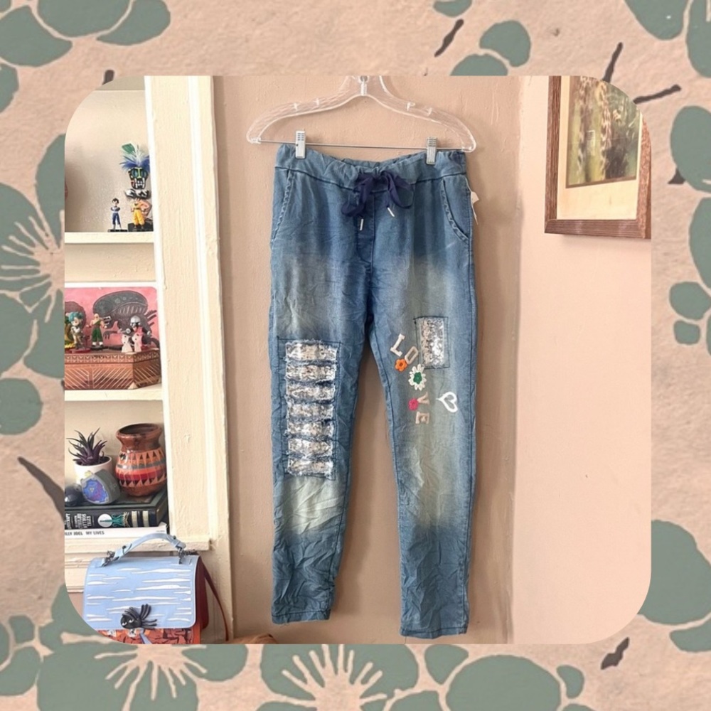 🏷️🆕🎉 totw • soft denim embroidered sequin & love pullon drawstring pants